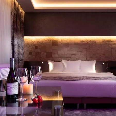 Hotel National Palace Wine &