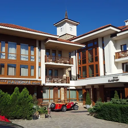 National Palace Wine & 4*