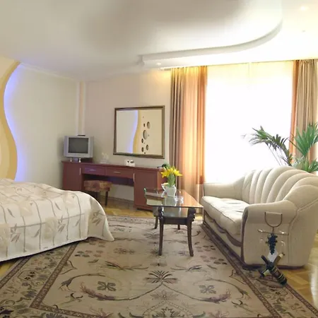 Hotel National Palace Wine &