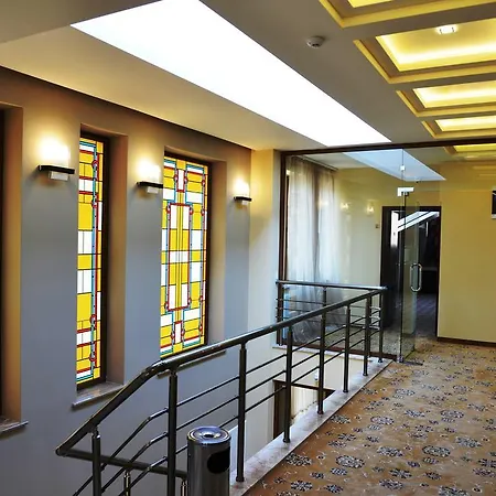 Hotel National Palace Wine &