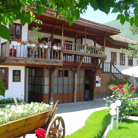Отель National Palace Wine &